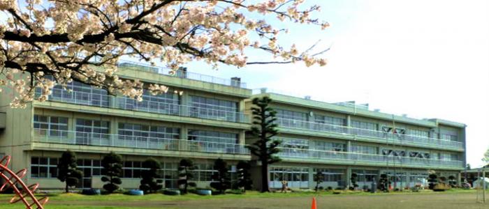 五所小学校