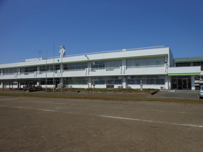 嘉田生崎小学校